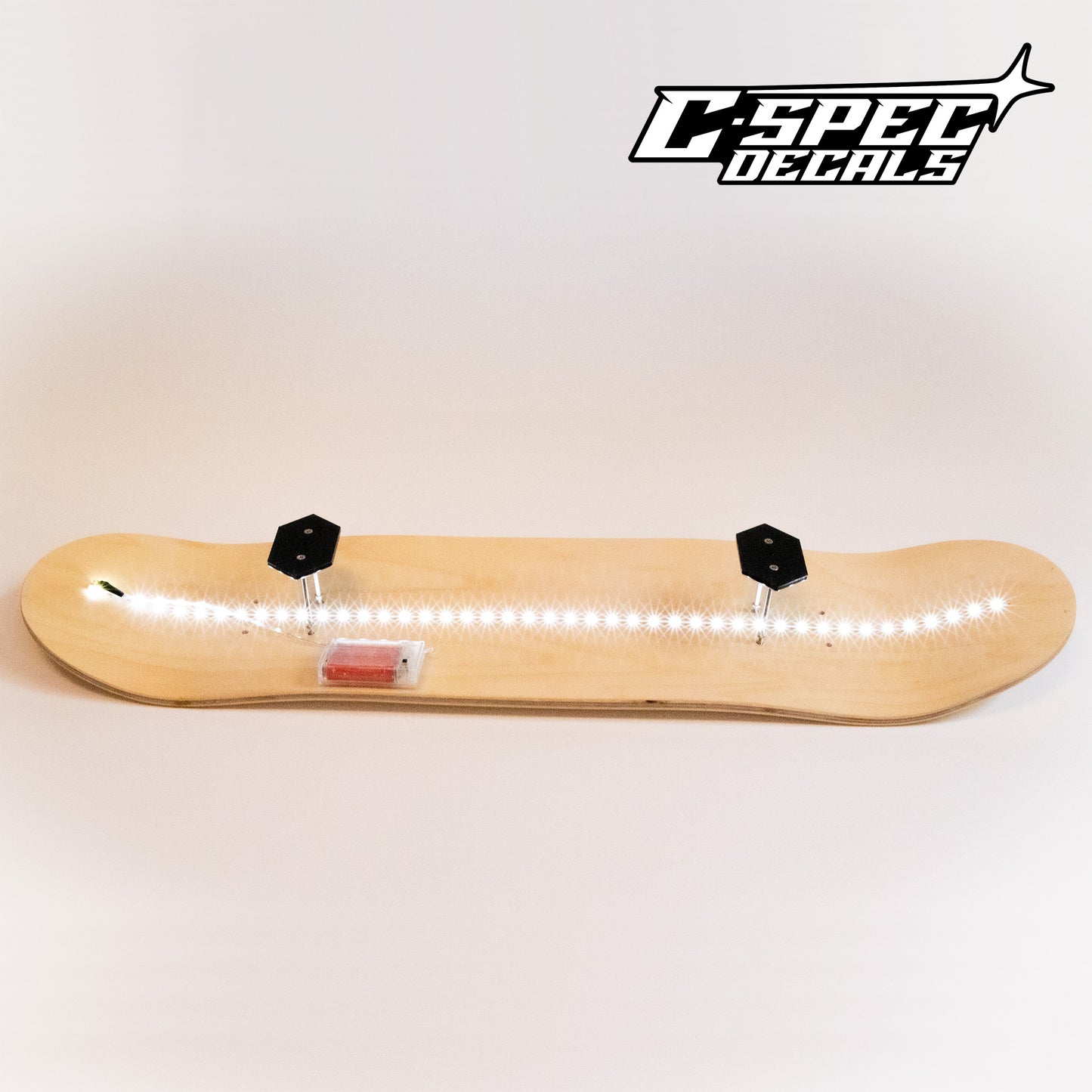 Wandhalter & LED Streifen für Dein Skatedeck